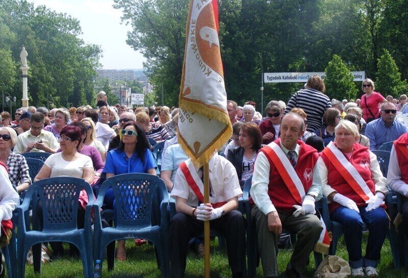 Zdjęcie 3: Krwiodawcy z Piotrkowa na Jasnej Górze 