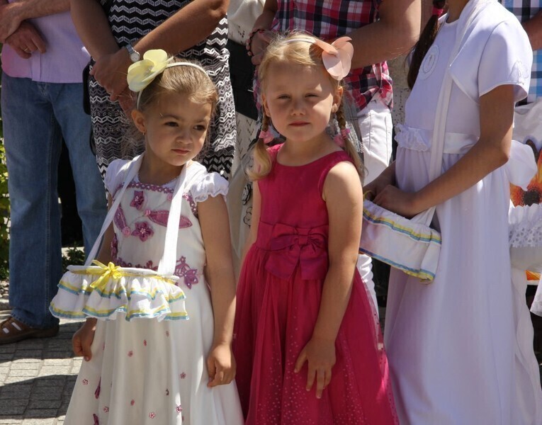 Zdjęcie 20: Boże Ciało w Piotrkowie. Procesja z kościoła farnego [ZDJĘCIA]