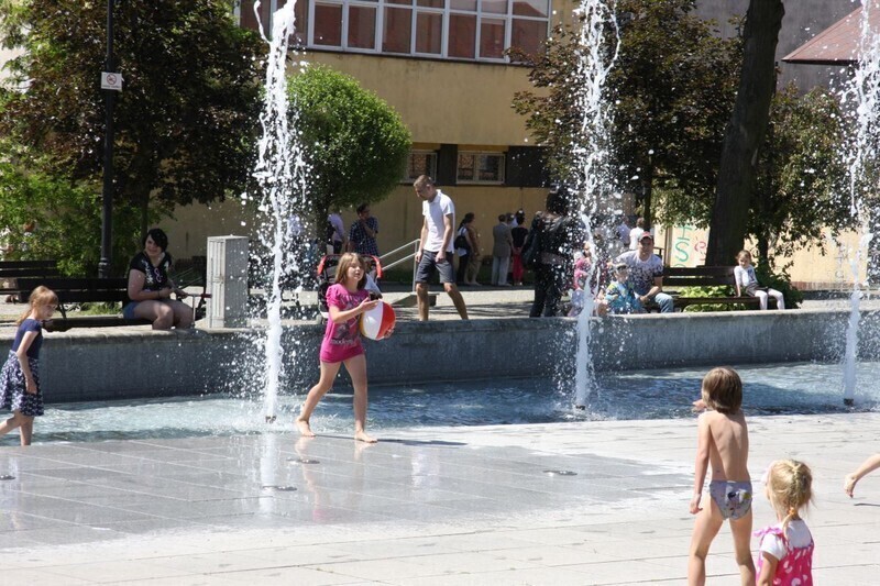 Zdjęcie 3: Kąpiel w fontannie... bezcenna 