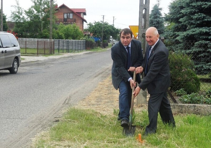 Zdjęcie 4: W Moszczenicy rozpoczynają ważną inwestycję