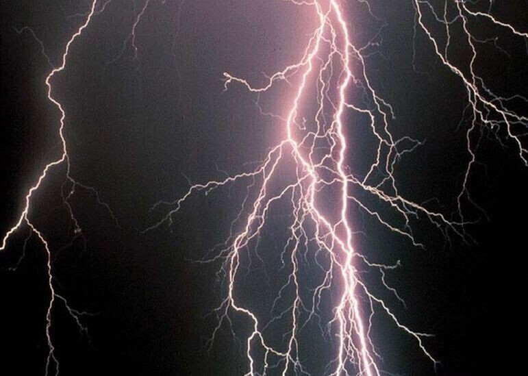 Zginął mężczyzna rażony przez piorun