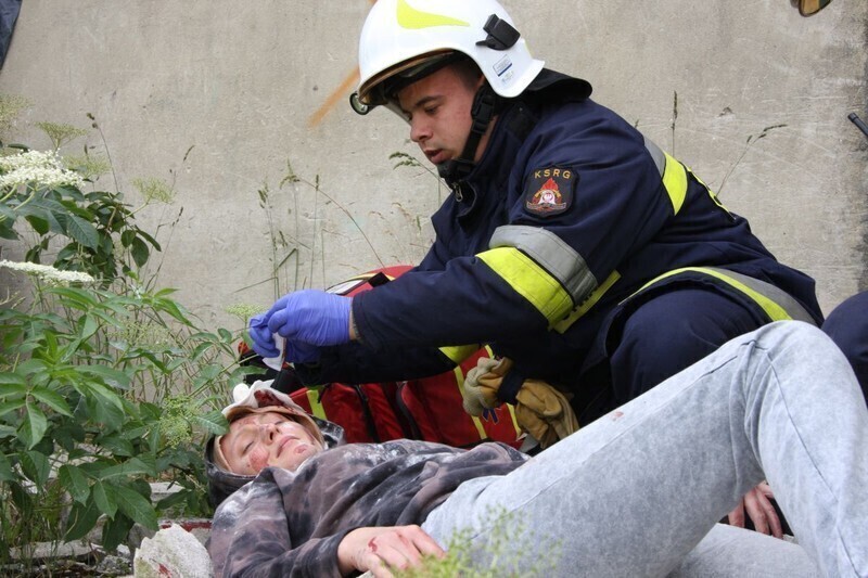 Zdjęcie 13: Ratowali poszkodowanych w katastrofie budowlanej 