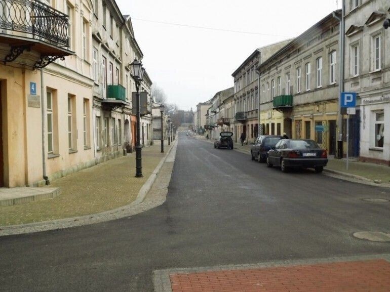 Czujne oko kamery obejmie Starowarszawską i ryneczek