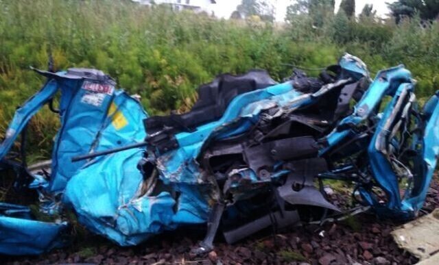 Zdjęcie 5: Pociąg staranował tira [ZDJĘCIA]