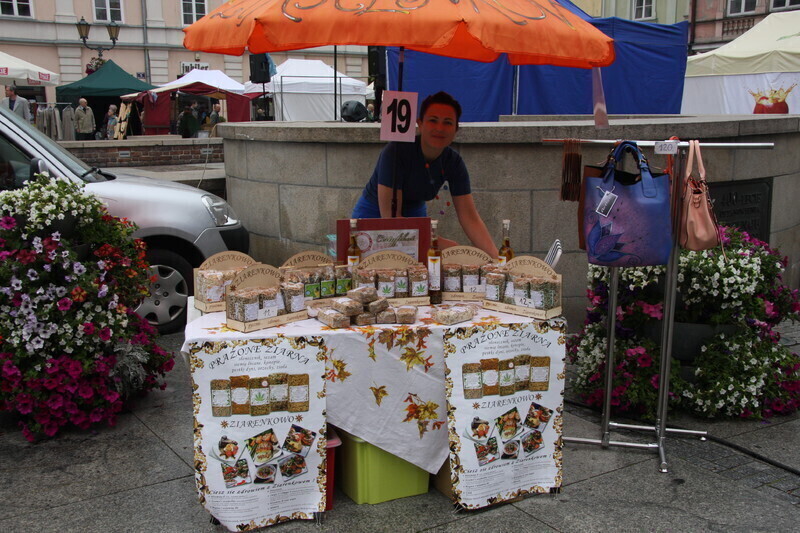 Zdjęcie 6: Jarmark Trybunalski na piotrkowskim Rynku