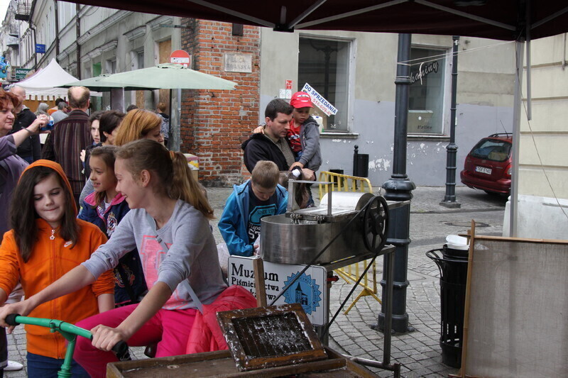 Zdjęcie 12: Jarmark Trybunalski na piotrkowskim Rynku