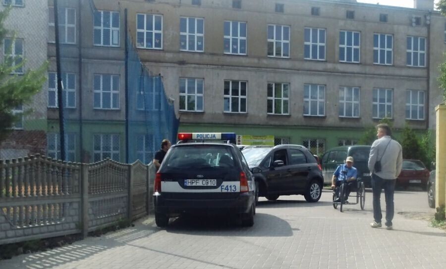 Kolizja przy ul. Śląskiej. Kierowca miał prawie 2 promile