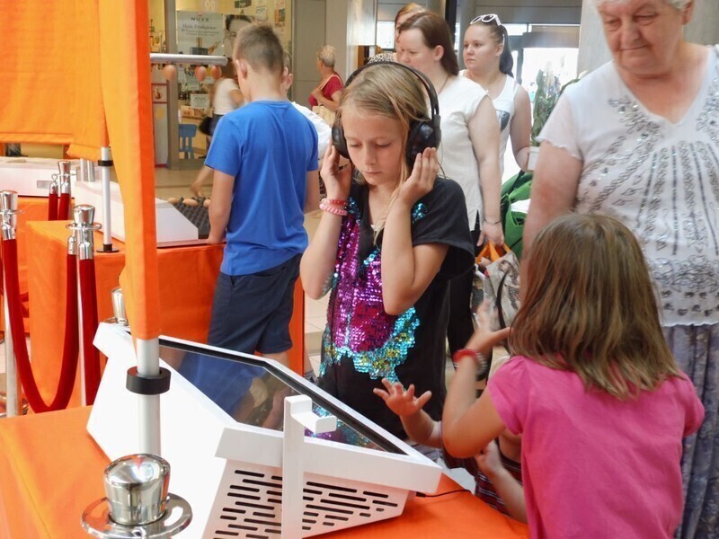 Zdjęcie 5: Dotknij, sprawdź, przetestuj! 