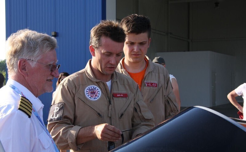 Zdjęcie 28: Fly Fest na lotnisku - dzień pierwszy [WIĘCEJ ZDJĘĆ]