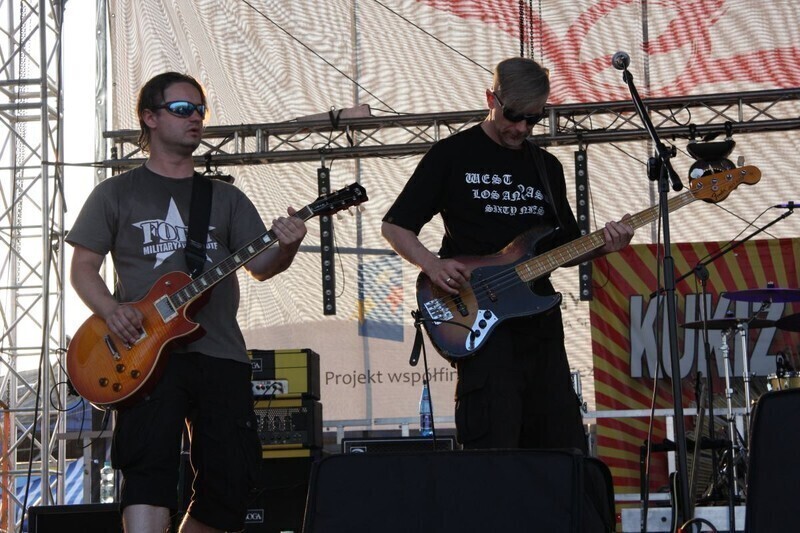 Zdjęcie 21: F-16 na niebie, Kukiz na scenie 