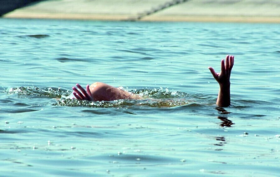 Kolejne utonięcie w województwie łódzkim. Nie żyje 32-latek