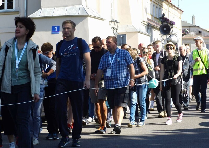 Zdjęcie 29: 460 pielgrzymów wyruszyło z Piotrkowa