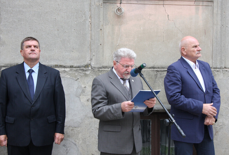 Zdjęcie 6: Odsłonili tablicę pamiątkową generała policji Henryka Wardęskiego