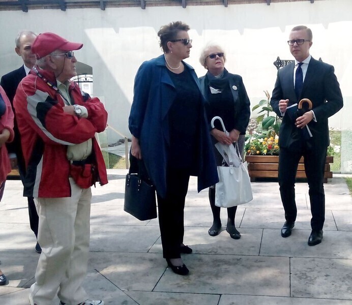 Zdjęcie 3: Pani minister oglądała zabytki Piotrkowa 