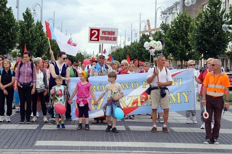 Zdjęcie 4: Nasi dotarli na Jasną Górę 