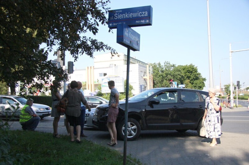 Zdjęcie 4: Kolizja w dzień targowy