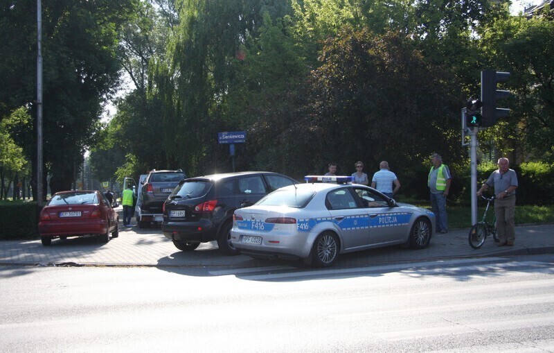 Zdjęcie 7: Kolizja w dzień targowy