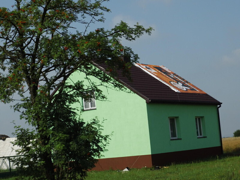 Zdjęcie 4: Zerwane dachy w powiecie