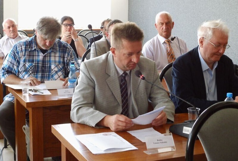 Zdjęcie 3: Nadzwyczajne spotkanie radnych w sprawie kanalizacji 