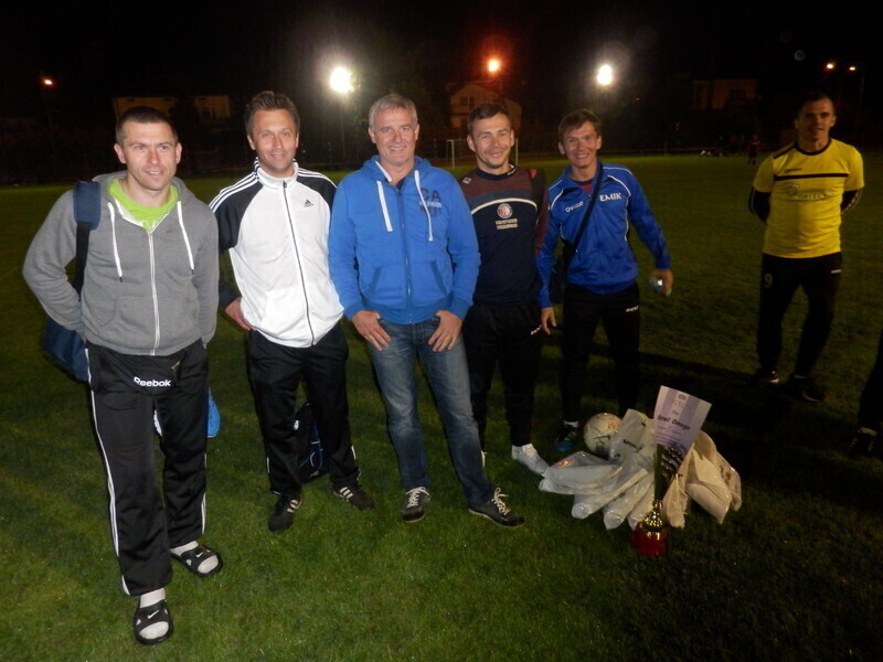 Po północy też można grać w piłkę