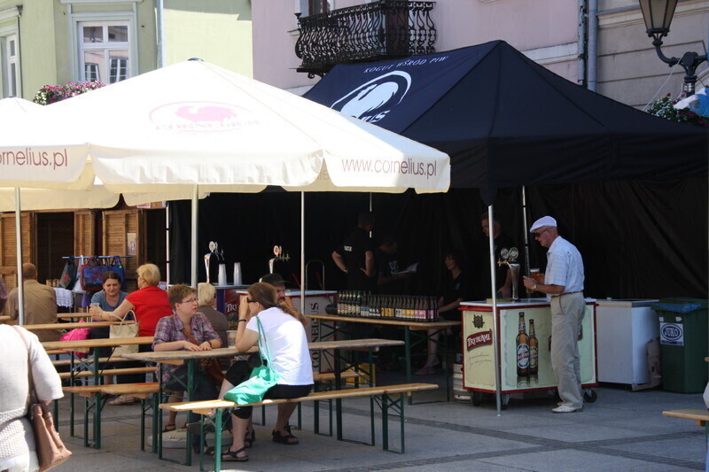 Zdjęcie 5: Biesiadowali w Rynku Trybunalskim