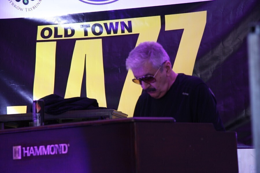 Zdjęcie 1: Wojciech Karolak ponownie w Piotrkowie