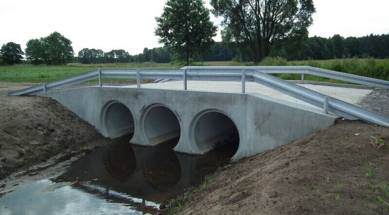 Zdjęcie 4: Po moście w Radziątkowie można już jeździć