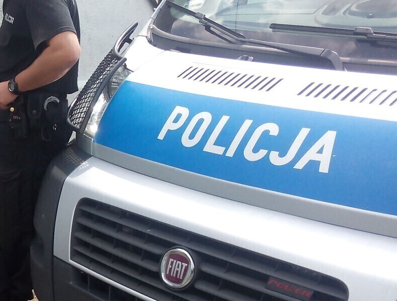 Znaleziono zwłoki mężczyzny w samochodzie