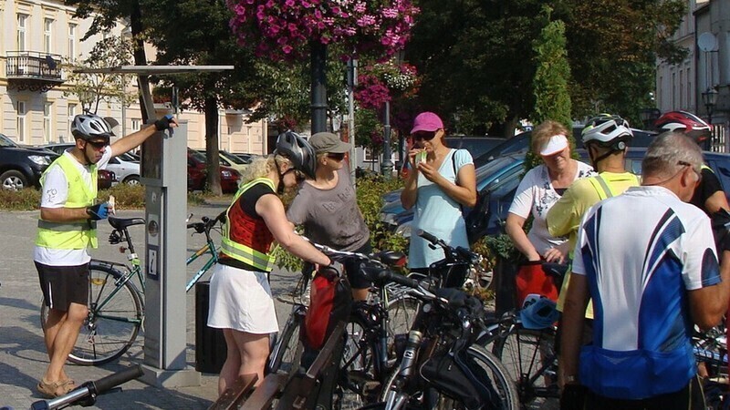 Zdjęcie 3: Na rowerach szlakiem klasztorów 