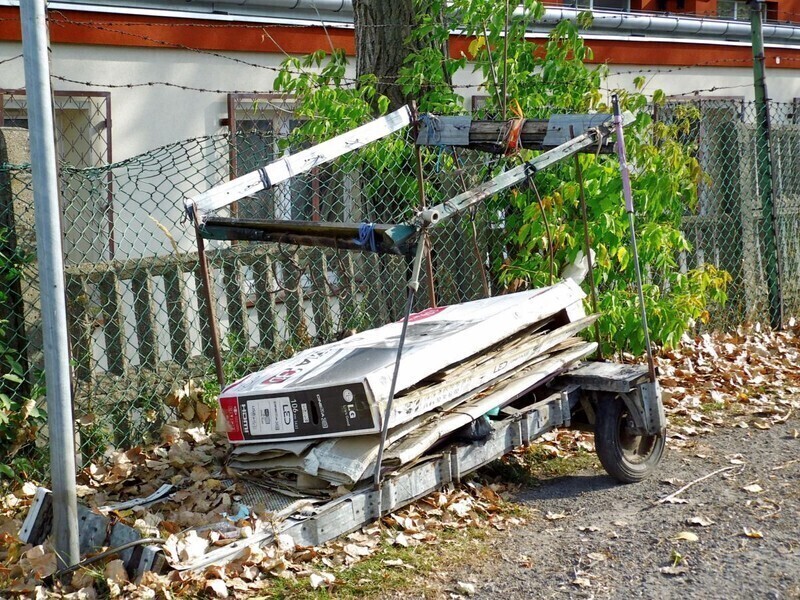 Zdjęcie 7: Żer dla szczurów przy ul. Czarnej w Piotrkowie 