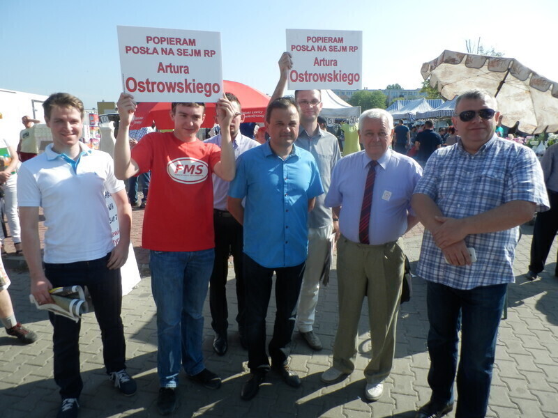 Zjednoczona Lewica kusiła na bazarku