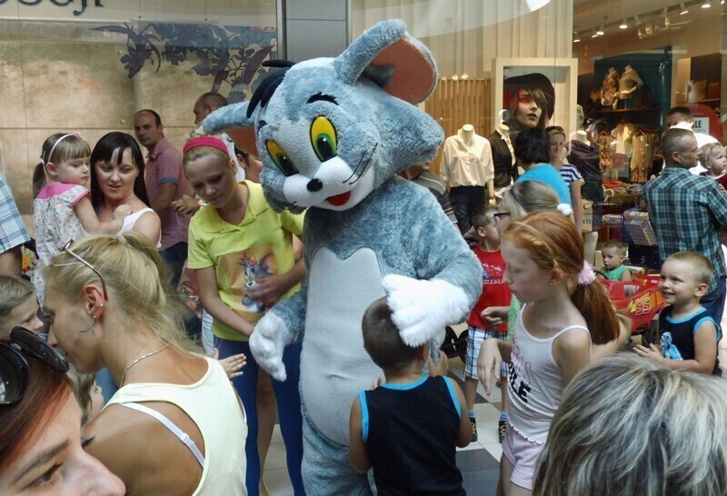 Zdjęcie 8: Wielka mysz i wielki kot w piotrkowskiej galerii