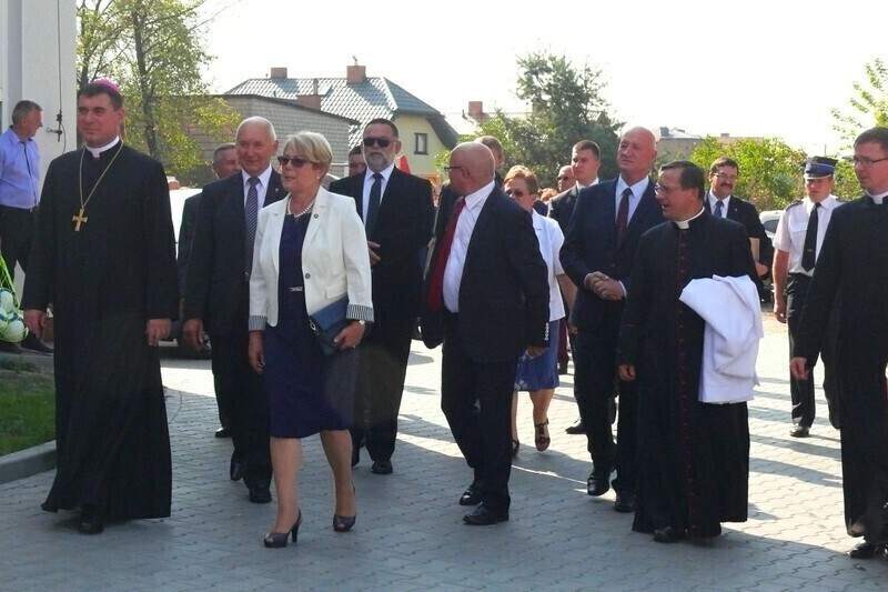 Zdjęcie 4: Moszczenica: SP w Babach powiększona i z nowym patronem