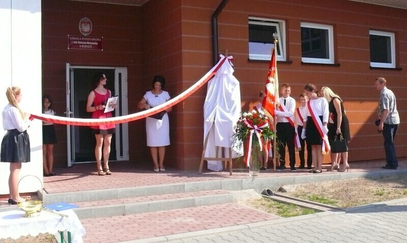 Zdjęcie 5: Moszczenica: SP w Babach powiększona i z nowym patronem