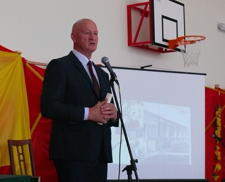 Zdjęcie 9: Moszczenica: SP w Babach powiększona i z nowym patronem