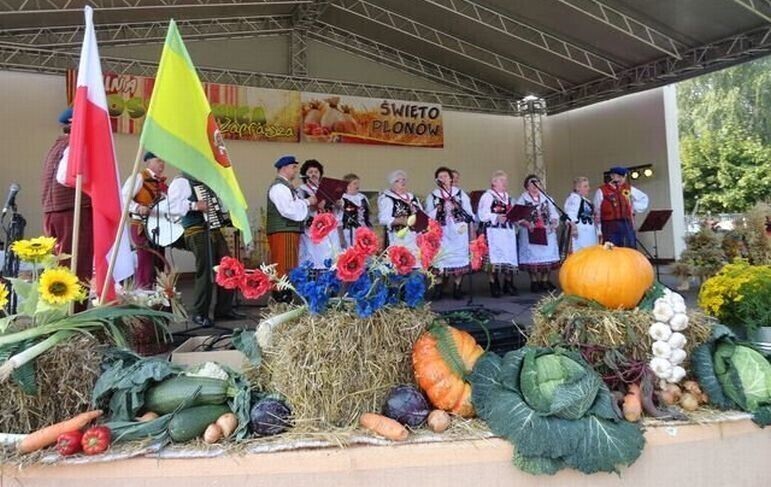 Rolnicy i wójt zapraszają na dożynki