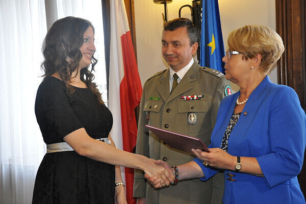 Zdjęcie 1: Odebrali polskie obywatelstwo 