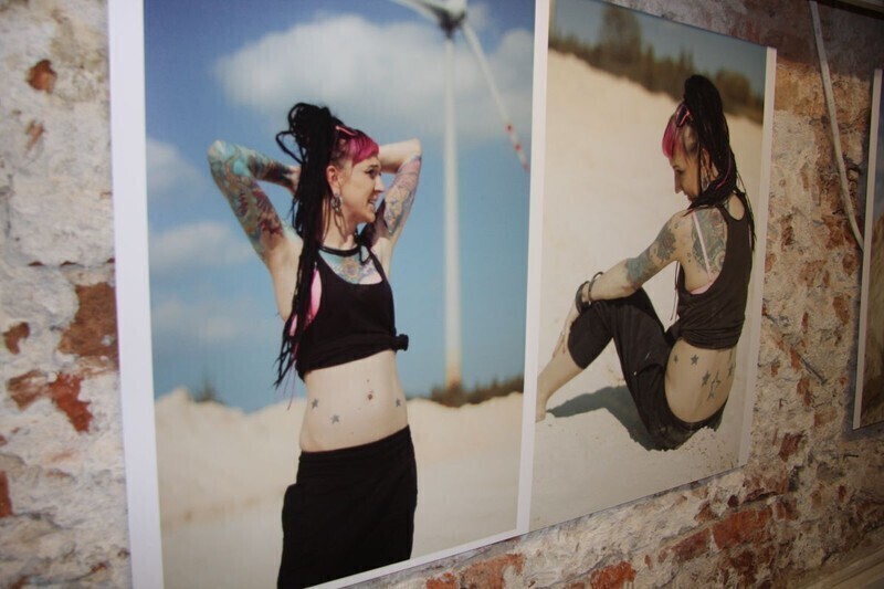 Zdjęcie 9: Zdjęcia wytatuowanych ludzi na PiotrkOFF Art Festival