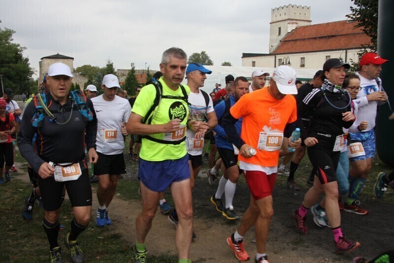 Zdjęcie 16: Świat na głowie w Sulejowie, czyli trochę sportu na Podklasztorzu