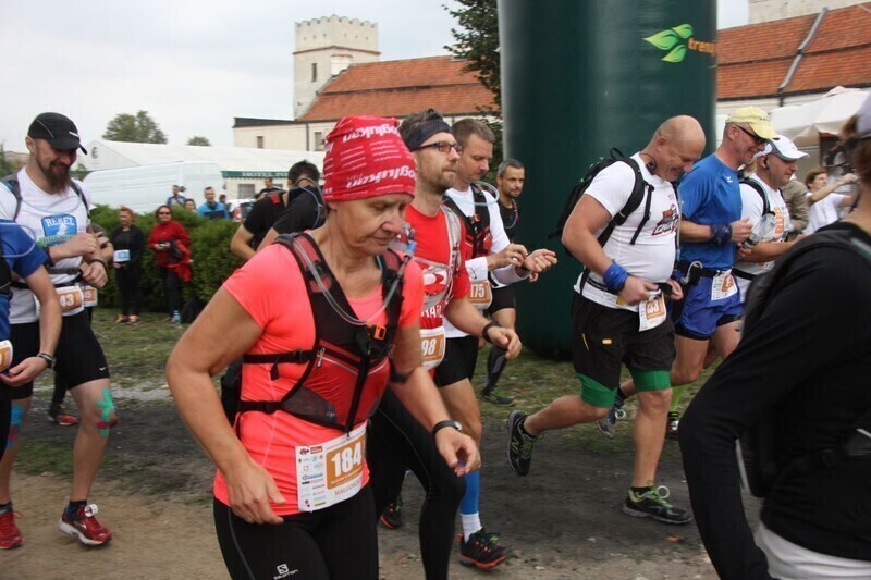 Zdjęcie 32: Świat na głowie w Sulejowie, czyli trochę sportu na Podklasztorzu