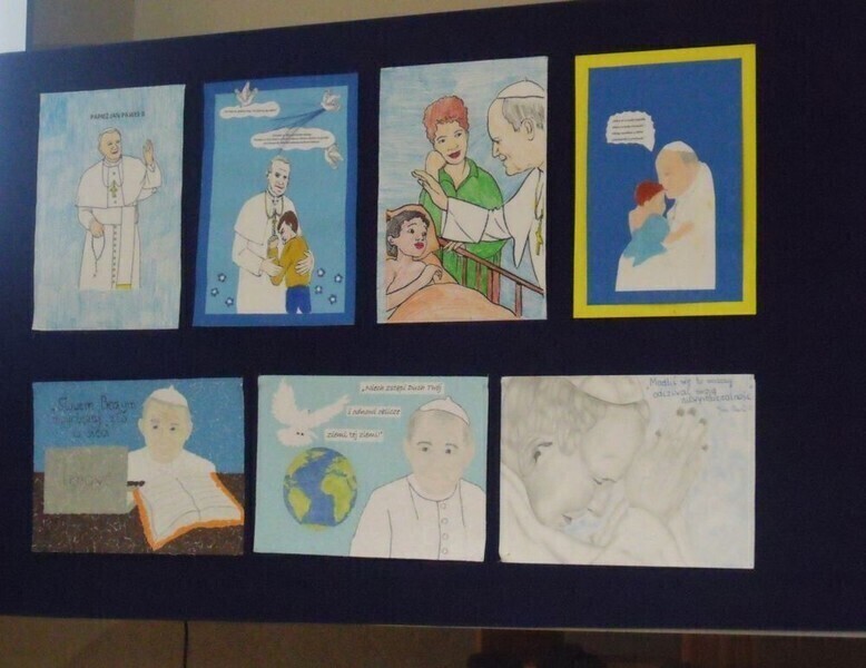 Zdjęcie 6: Uczniowie przywitali relikwie 