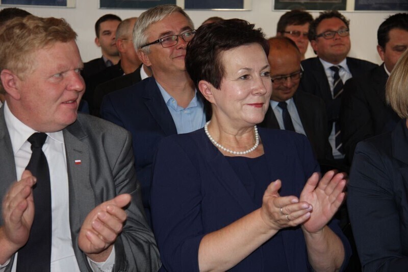 Zdjęcie 4: Drużyna PiS pewna zwycięstwa! Konwencja partii na Zamku w Piotrkowie