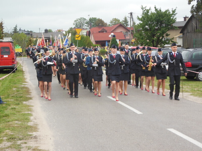Zdjęcie 5: Powiatowe Święto Plonów w Gorzkowicach
