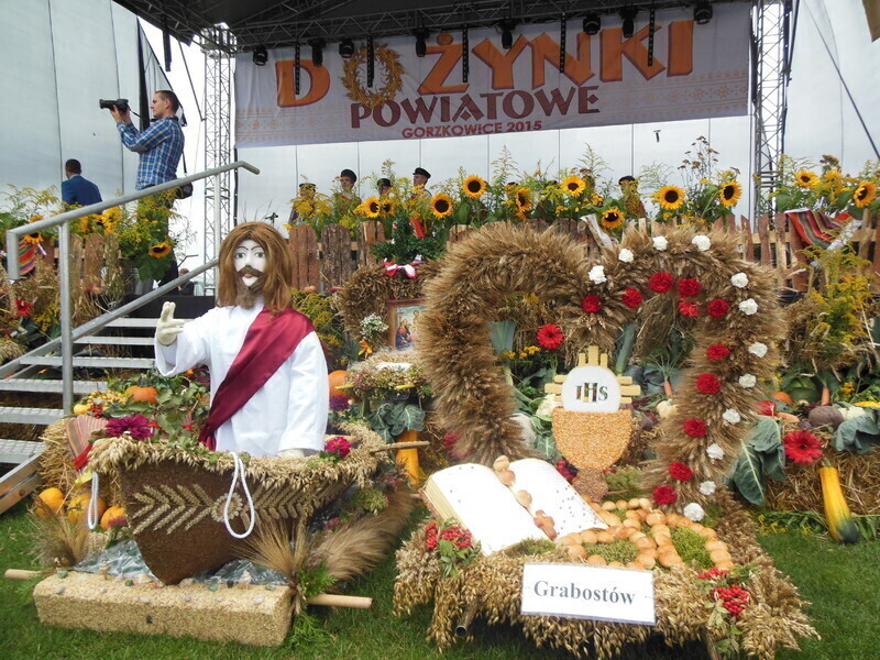 Zdjęcie 9: Powiatowe Święto Plonów w Gorzkowicach