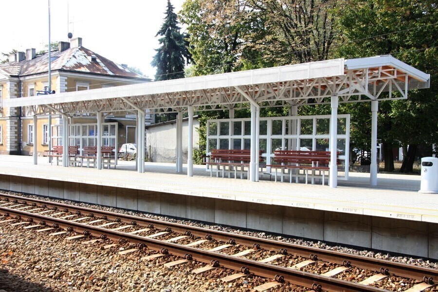 Zdjęcie 1: Z Koluszek do Częstochowy z prędkością 120 km/h. PLK zakończyła rewitalizację linii