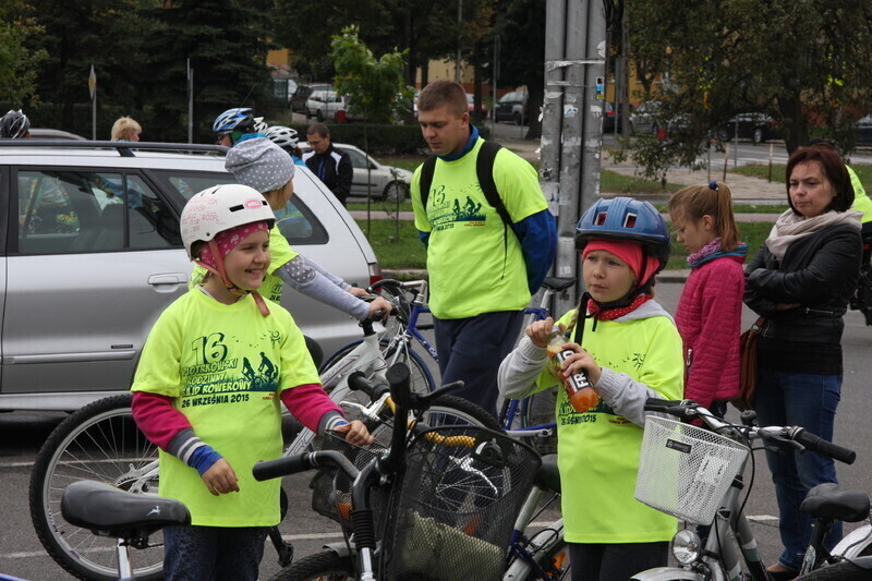 Zdjęcie 2: Rajd rowerowy z marszałek Radziszewską