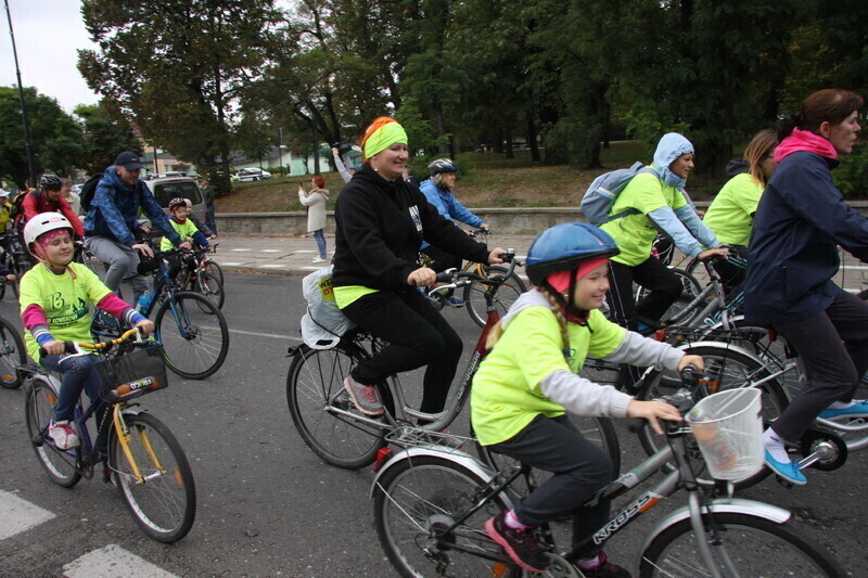 Zdjęcie 33: Rajd rowerowy z marszałek Radziszewską