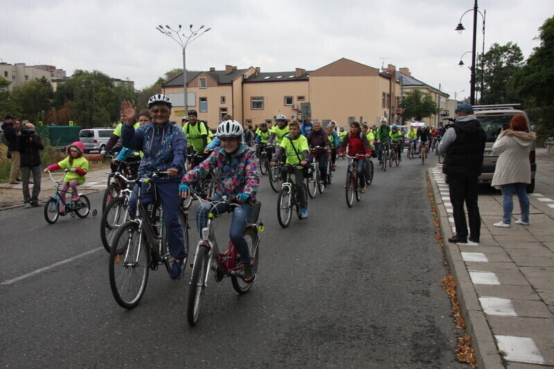 Zdjęcie 36: Rajd rowerowy z marszałek Radziszewską