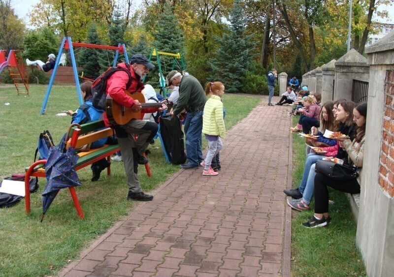 Zdjęcie 3: Rajd Prażonego Ziemniaka przyciągnął ponad 300 osób 