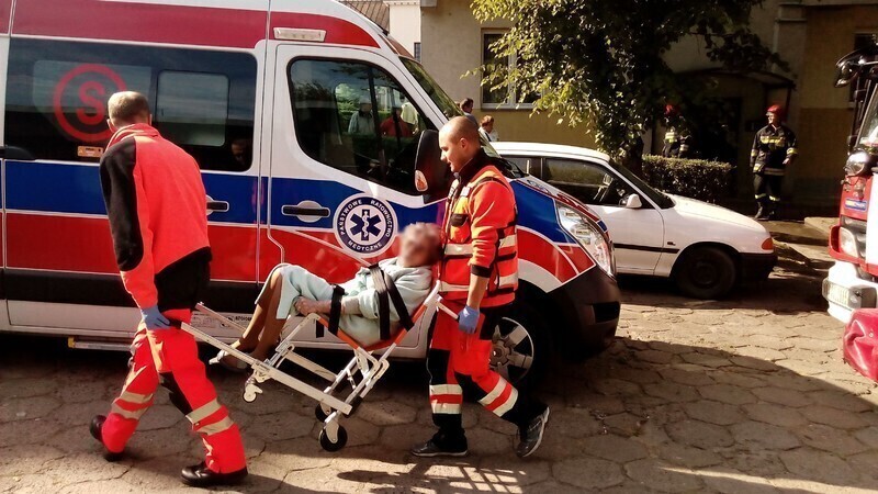 Zdjęcie 7: Pożar w bloku na Sienkiewicza